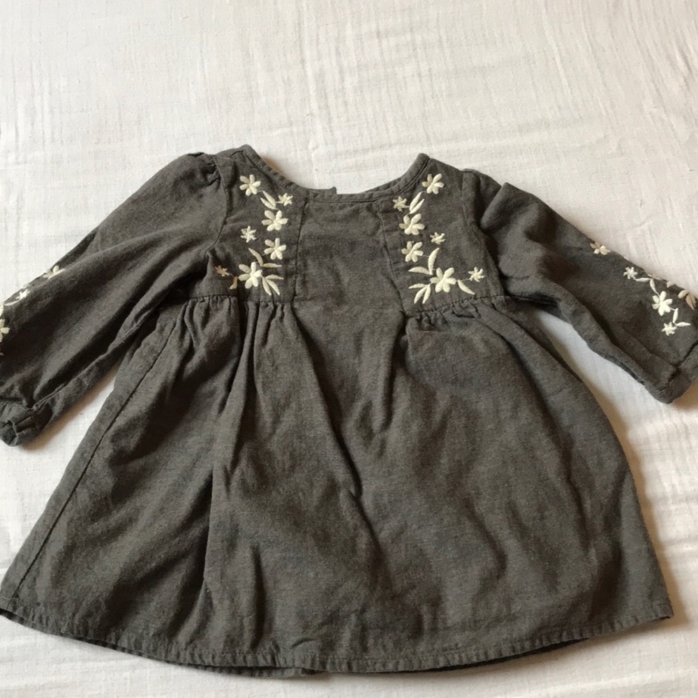 🔥 4 for $25 🔥 BabyGap long sleeve dress - Picture 1 of 4